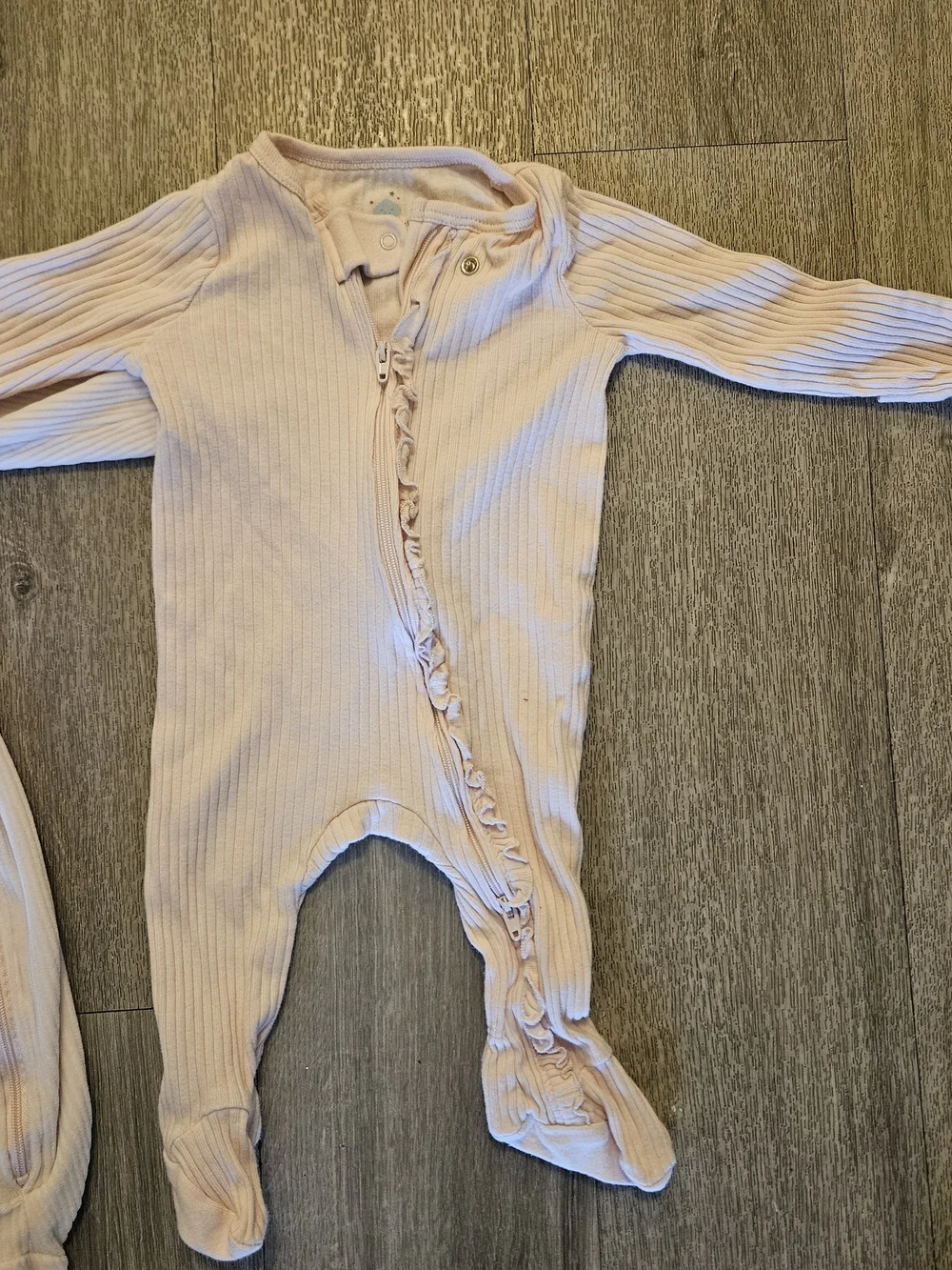 cloud island Light Pink Ribbed Footed One-Pieces DISNEY  Minnie‎ Graphic 0-3MTHS